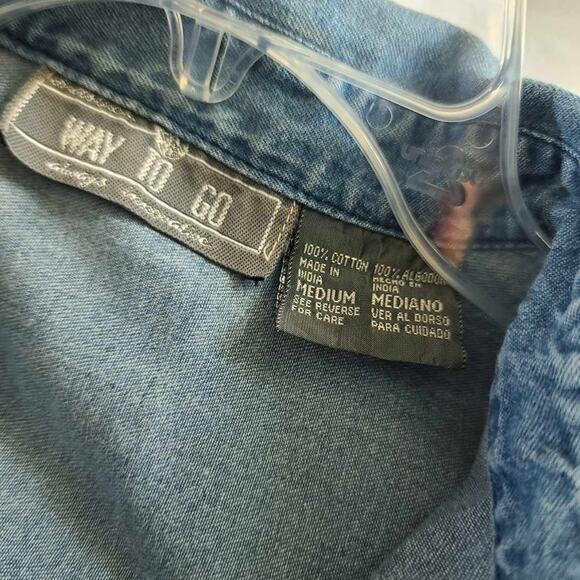 Way to Go Blue Denim Noah's Arc Animals Embroidered VTG Short Sleeve Top Shirt M - Picture 3 of 3